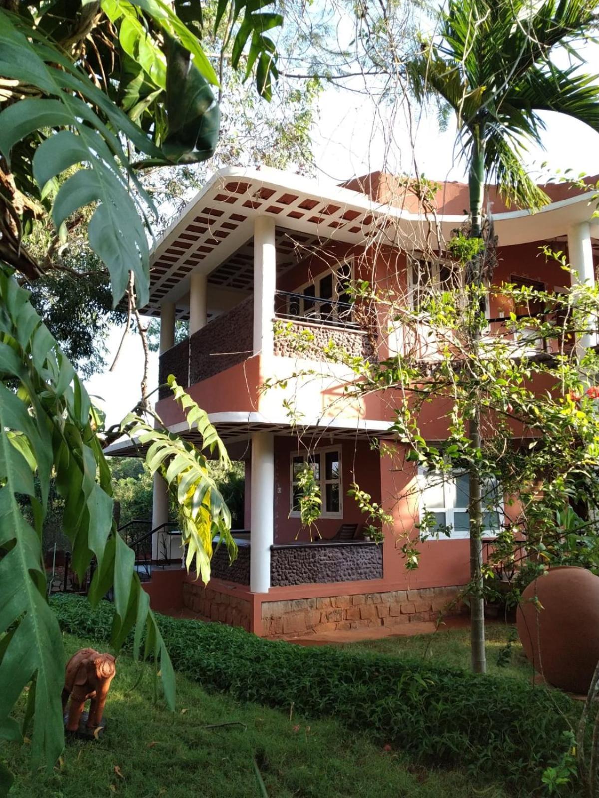 Inn Pondiville Forest Retreat Pondicherry Exterior foto