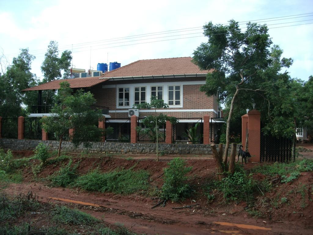 Inn Pondiville Forest Retreat Pondicherry Exterior foto