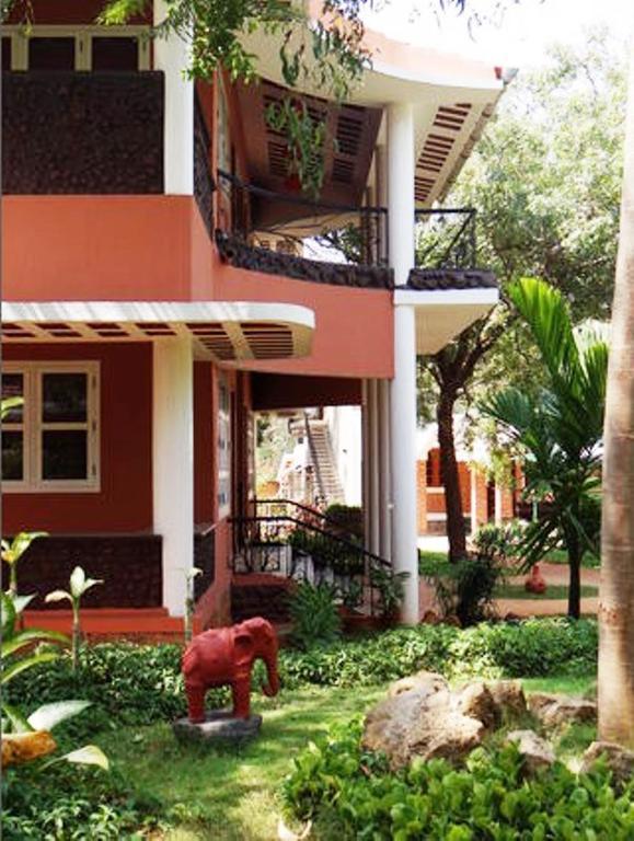 Inn Pondiville Forest Retreat Pondicherry Exterior foto